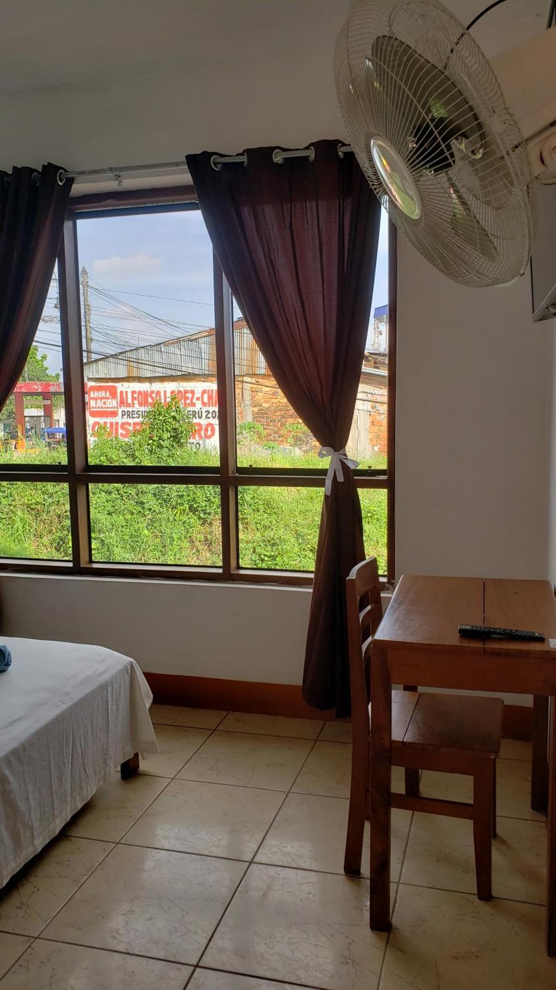 Hostal El Puerto Yurimaguas Luaran gambar