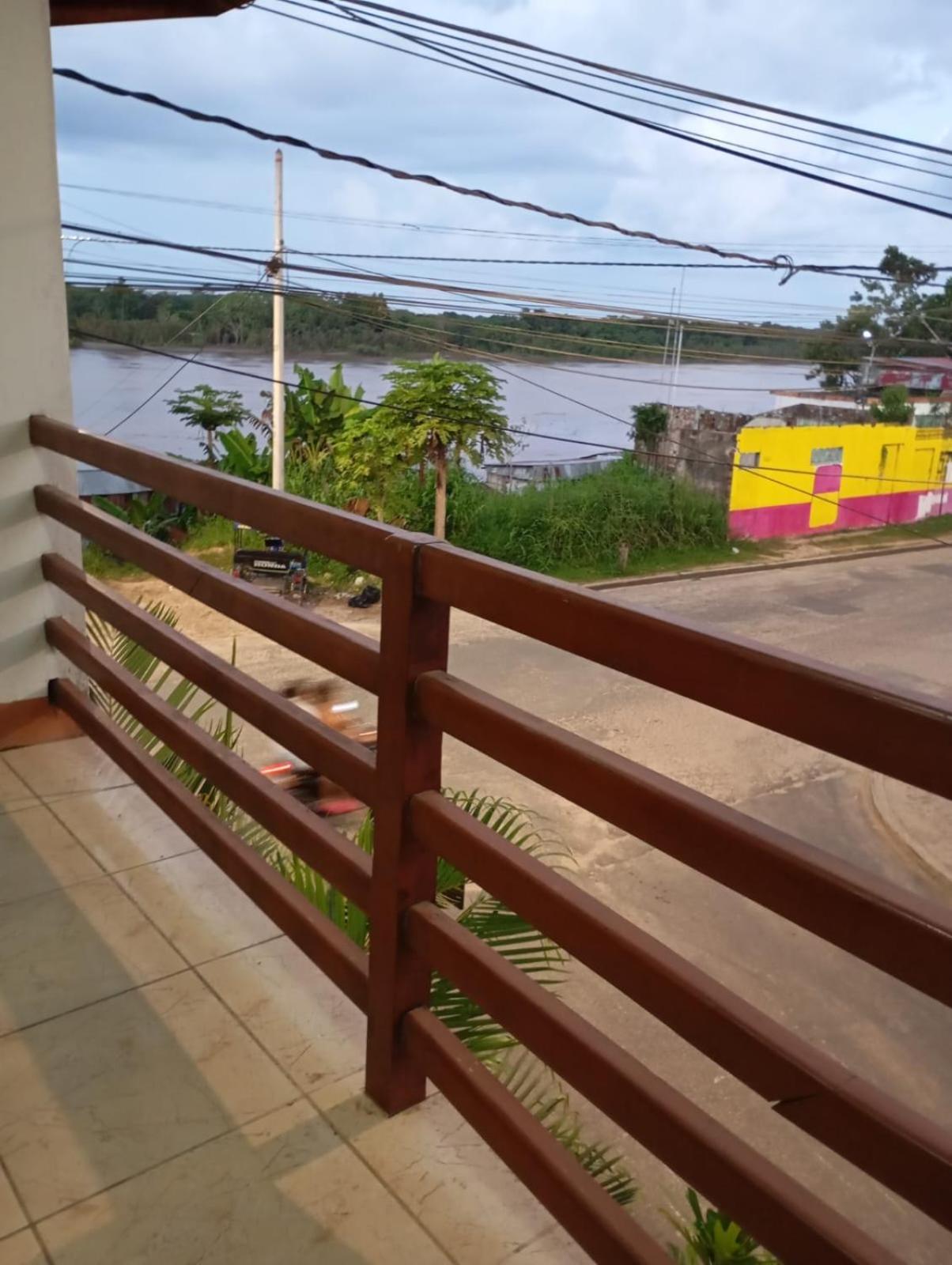 Hostal El Puerto Yurimaguas Luaran gambar
